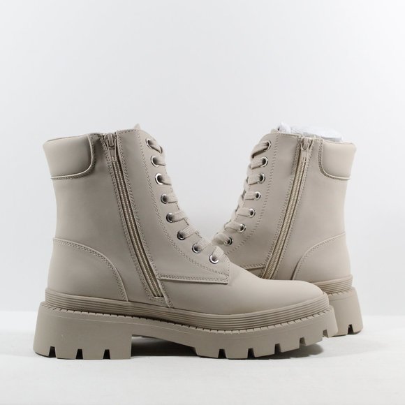 Shoe Dazzle Tevos Lug Sole Bootie - Sandstrom 9 US / 7 UK / 40 EU - Picture 3 of 7